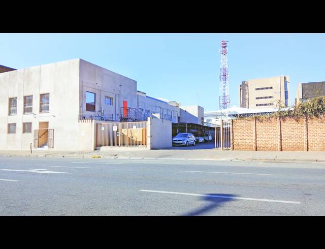1,300M² APARTMENT BLOCK FOR SALE IN BENONI CENTRAL
